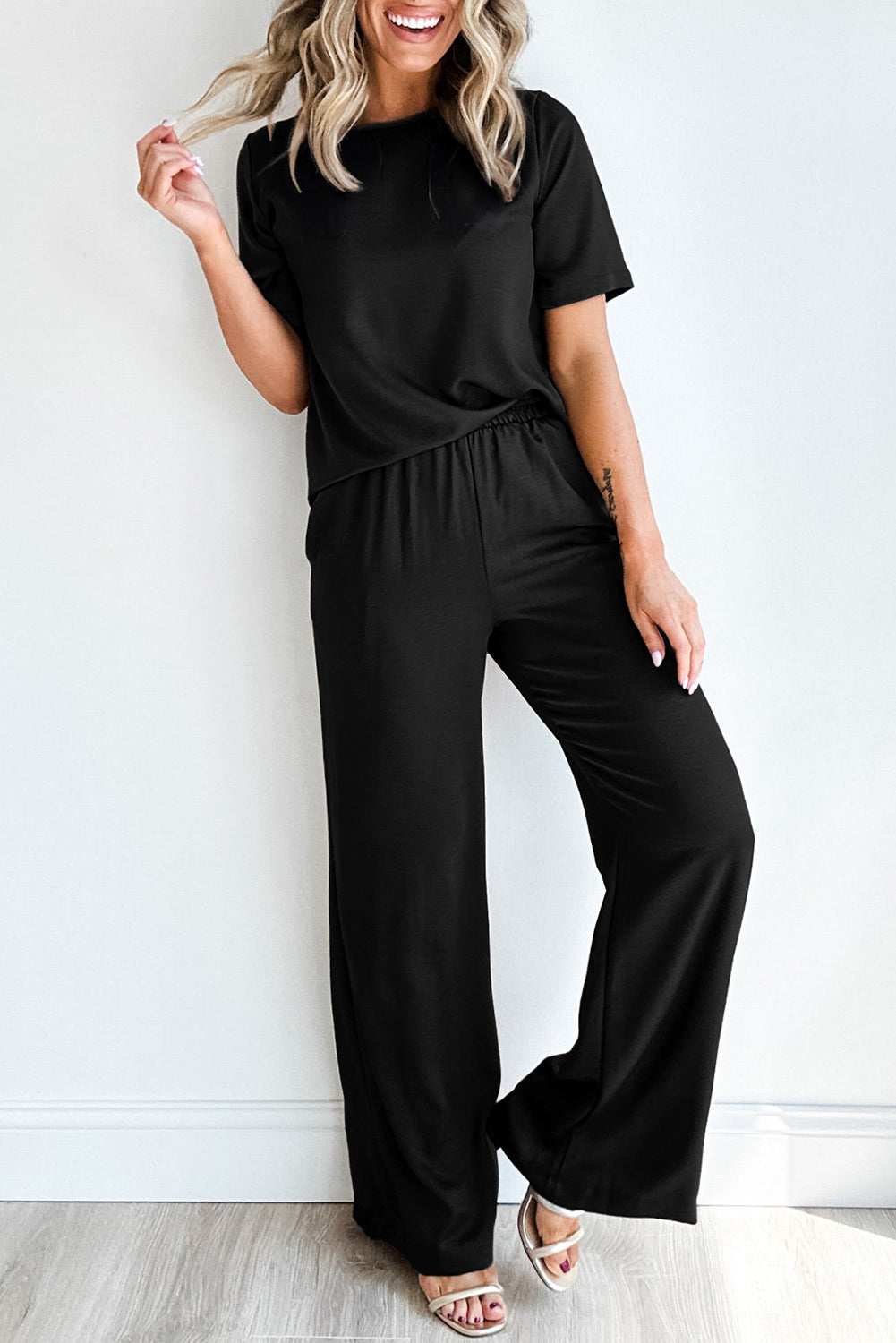 Wide‑Leg Black Lounge Set – Short Sleeve Top + Matching Pants