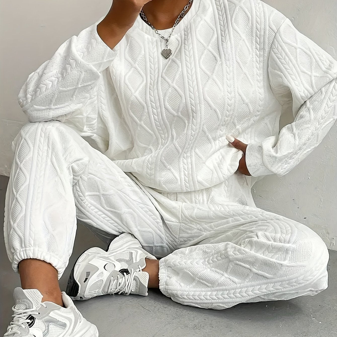 It’s Me Loungewear Set - Oversized Sweater & Cuffed Pants Two-Piece